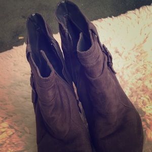 Gray heeled boots